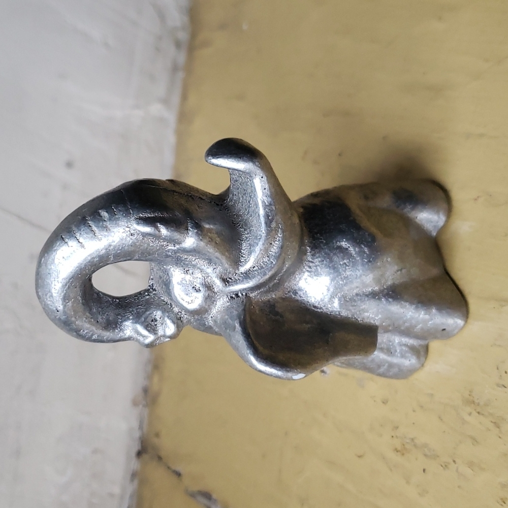 Bottle Opener Elephant